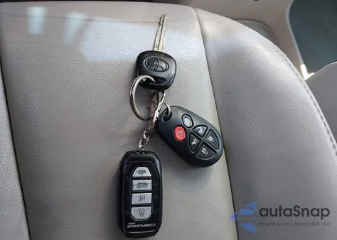 2014 Toyota Sienna Xle 7 Passenger from USA, damaged, VIN 5TDDK3DC7ES074456